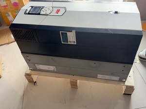 ACS880-01-206A-3 ซีรีส์ ACS880 กำลังไฟ 110 กิโลวัตต์ 380-500 โวลต์ PLC - Product Image 3
