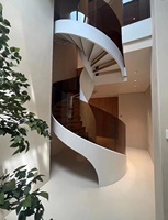 Escalier intérieur moderne haut de gamme VIKO en fer forgé avec rampe en verre pour villa