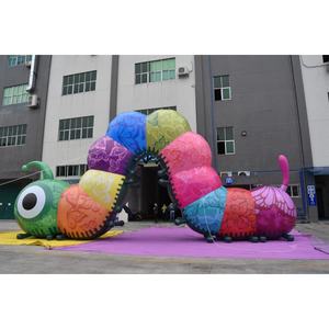 Sculpture géante gonflable personnalisée KeepFuns en forme de <span class=keywords><strong>chenille</strong></span> |   Installation artistique colorée pour les défilés, les festivals et les événements pour enfants - Product Image 1
