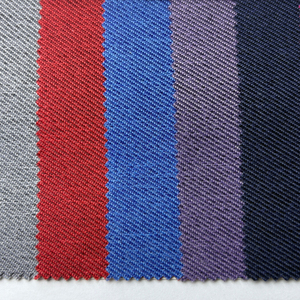 Venta al por mayor de tela de satén de poliéster con estampado de leopardo, muestra gratuita de tela jacquard para vestidos. - Product Image 6