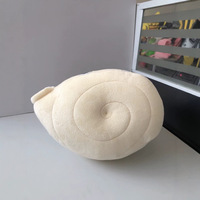 Peluche brodée Dandy Shelly Deluxe - Peluche super douce avec fonction anti-stress, rembourrage en coton PP pour les joueurs et les enfants de 14 ans et plus