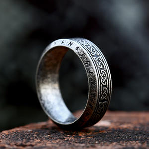 Anillo de Titanio SS8-R212 Steel Soldier, Estilo <span class=keywords><strong>Nórdico</strong></span> Vintage <span class=keywords><strong>Vikingo</strong></span>, <span class=keywords><strong>Alfabeto</strong></span>, Kilt, Joyería de Moda Simple - Product Image 3