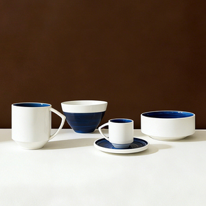 Elegante Juego de Vajilla de Porcelana Azul y Blanca, Vajilla Moderna de Cerámica para el Hogar y Restaurantes - Product Image 2