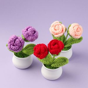 Mini fleurs tricotées en pot, roses au crochet faites à la main à double tête pour Noël, la Saint-Valentin, la remise des diplômes - Product Image 2