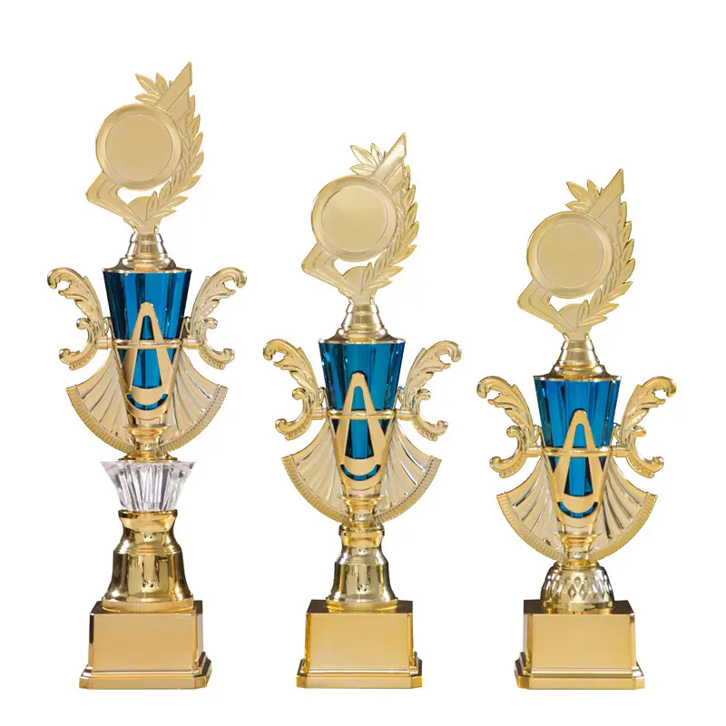 Trofeo da competizione all'ingrosso distribuzione transfrontaliera souvenir trofeo di plastica per eventi sportivi d'asilo