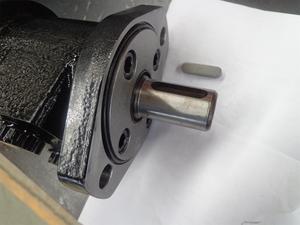 Moteur hydraulique BMRS-50-<span class=keywords><strong>H2R</strong></span>-ESB compatible avec diverses transmissions d'orientation - Product Image 2