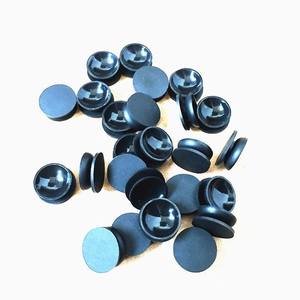 מתאם דבק גביע יניקה גומי מוליך בטמפרטורה גבוהה עבור בנקי כוח אביזרים ניידים תכונות חומר גמיש - Product Image 3