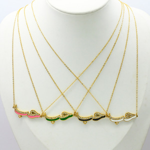 Collana con Ciondolo Personalizzato in Calligrafia Farsi, Acciaio Inossidabile Placcato Argento/Oro, Design Islamico per Ramadan ed Eid - Product Image 3