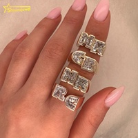 Maßgefertigter Neuer Paarring mit Initialen 10K Gold Labor-Gezüchteter Diamant Doppelbuchstaben Breiter Ring Personalisierter Namensring für Männer und Frauen