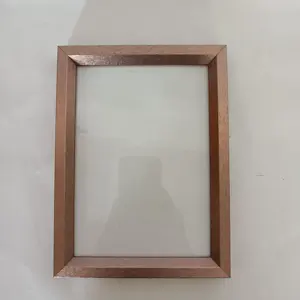 उच्च गुणवत्ता वाले छोटे आकार में लकड़ी की तस्वीर फ्रेम काले Plexiglass के साथ अनुकूलित तस्वीर फ्रेम