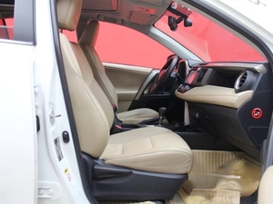 Auto Usado <span class=keywords><strong>RAV4</strong></span> 2014 2.5L Automático Gasolina Versión 4x4 Cuero de Alta Calidad Volante a la Izquierda SUV R17 Venta al Por Mayor - Product Image 4