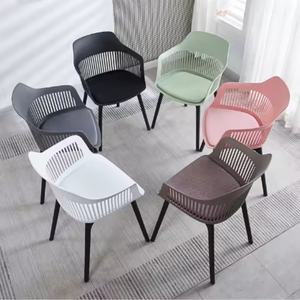 Sillas de Comedor de Plástico de Estilo Nórdico Italiano Moderno para Jardín, Cafetería y Restaurante, para Cenar en el Comedor - Product Image 1