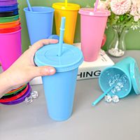 Gobelet en plastique PP transparent personnalisé avec logo, 16OZ 24OZ, couleurs unies, avec couvercle et paille, pour eau