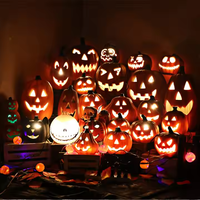 Citrouilles en plastique d'Halloween, décorations lumineuses d'Halloween, accessoires décoratifs creux et originaux pour l'extérieur et l'intérieur, ornements