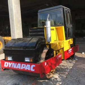 Rouleau à pneus à double tambour d'occasion DYNAPAC CC211 avec moteur hybride et performances de stabilité élevées, en vente chaude - Product Image 3