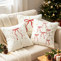 Housse de coussin en fausse fourrure brodée XM-242, motif sapin de Noël, cloche, flocon de neige, nouvelle collection Noël