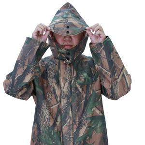 Traje de Pesca y Caza Impermeable y Transpirable, Personalizable, de Grado Industrial, con Revestimiento de Poliéster y PU, Camuflaje Grueso - Product Image 1