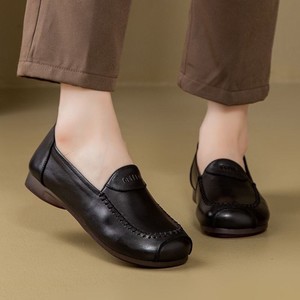 أحذية نسائية مريحة بنعل من جلد الثور مضادة للانزلاق، أحذية مسطحة متعددة الاستخدامات للأمهات الكبيرات، أحذية الربيع والخريف، أحذية سهلة الارتداء - Product Image 4