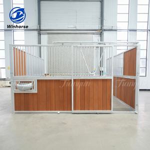 <span class=keywords><strong>Box</strong></span> <span class=keywords><strong>pour</strong></span> <span class=keywords><strong>chevaux</strong></span> écologiques et durables avec flux d'air maximal, grilles galvanisées à chaud, surface lisse facile à nettoyer - Product Image 3