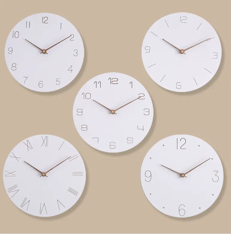 Hot selling Nordic minimalist circular white wooden wall clock creative living room decoration clock