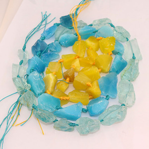 Cr5575 Hot Bán Thô Thủy Tinh Biển Pha Lê Freeform Không Thường Xuyên Nuggets, Aqua Tinh Thể Màu Xanh Thạch Anh Cat Của Mắt Đá Nugget Hạt - Product Image 1