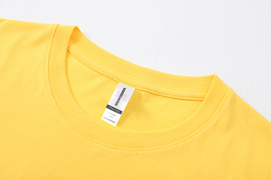 T-Shirt in Cotone con Logo Personalizzato - Perfette per Promozione del Marchio e Uso Casual - Product Image 4