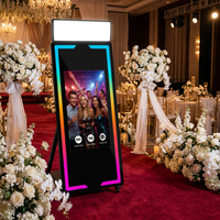 Machine Photobooth Miroir Magique pour Selfies 65 Pouces avec Écran Tactile, Appareil Photo et Imprimante – Coque de Photobooth Miroir pour Événements