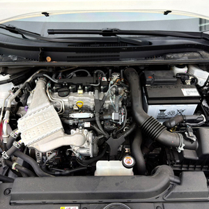 Voiture d'occasion avec peinture d'origine pour Toyota Levin 185T CVT Luxury Edition 1.2T 116PS Essence Berline 2022 avec caméra de recul, exportation <span class=keywords><strong>Venezuela</strong></span> - Product Image 5