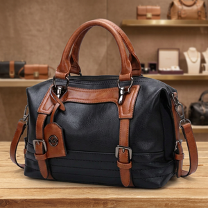 Idées cadeaux BS INTERNATIONAL Pochette élégante pour femmes en cuir véritable - Luxe, personnalisable, fermeture à glissière, imperméable - Product Image 5