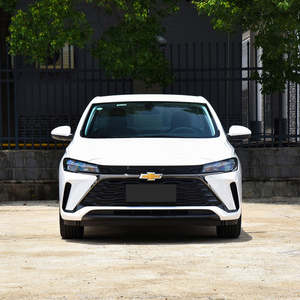 Chevrolet Monza Sedan Voiture d'occasion bon marché et véhicule neuf Tous les modèles en stock Véhicule à essence Voiture compacte - Product Image 2