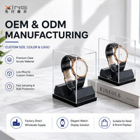 Support d'affichage de montres en acrylique compact et peu encombrant, ODM/OEM, avec base plate et support de bracelet incurvé pour comptoirs de vente au détail