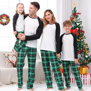 Venta caliente logotipo personalizado imprimible familia Plaid camiseta sublimación en blanco Navidad pijamas conjunto - Product Image 1