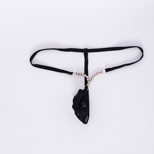 Lingerie sexy pour hommes, <span class=keywords><strong>string</strong></span> noir en <span class=keywords><strong>dentelle</strong></span> avec <span class=keywords><strong>mini</strong></span>-pochette, décoré de perles, fines bretelles et anneau métallique, vente en gros - Product Image 5