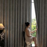 Rideaux occultants hautement occultants en jacquard chenille Downton Abbey, bleu brume du matin, plissés à la française, pour salon, vente en gros au mètre