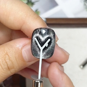 Herramienta Magnética para Uñas DIY, Barra Magnética en Forma de Corazón, Juego de Esmalte de Gel en Forma de Y, Efecto Ojo de Gato, Accesorio de Diseño Nuevo, Venta al por Mayor para Salones de Belleza - Product Image 3