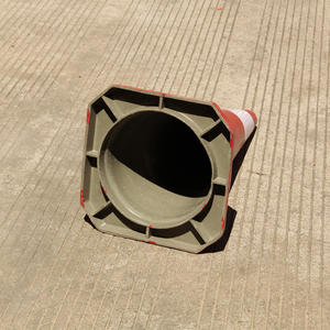 Cono <span class=keywords><strong>de</strong></span> Tráfico <span class=keywords><strong>de</strong></span> Goma Blanco <span class=keywords><strong>de</strong></span> Cuatro Esquinas H70 <span class=keywords><strong>de</strong></span> 90 cm, Cono <span class=keywords><strong>de</strong></span> Tráfico Eslovaco - Product Image 3