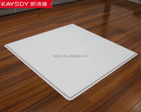 Panneau de plafond acoustique modulaire en métal 600x600mm Carreau de plafond suspendu modulaire en aluminium pour la décoration de bureau