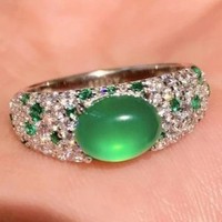 Ensemble de bijoux de mode haut de gamme, vintage, élégant et de niche, avec bague et bracelet à motif pièce de monnaie ajourée entièrement sertie de zircone cubique, de style antique