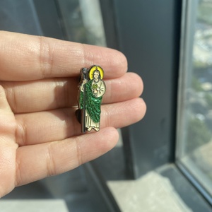 Épinglette professionnelle en émail doux à la mode en métal avec logo personnalisé San <span class=keywords><strong>Judas</strong></span> Tadeo épingle à chapeau - Product Image 5