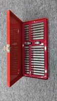 Juego de 40 Puntas de Atornillar, 1/2'' y 3/8'', Hexagonales, Torx, Estriadas, en Caja de Acero, Incluye Juego de Llaves de Impacto, Acero al Carbono CRV CR-Mo
