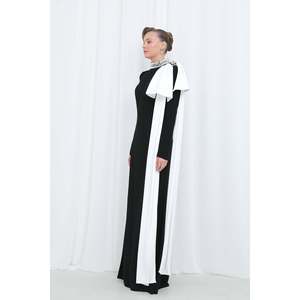 Vestido de Noche Negro Modesto para Mujer Puane con Elegante Detalle de Cuello de Perlas y Accesorio de Lazo Chic para Ocasiones Especiales - Product Image 3