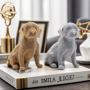 Productos más vendidos en los Emiratos Árabes Unidos estatua de perro <span class=keywords><strong>labrador</strong></span> figuritas para el hogar adornos de jardín de resina perros - Product Image 1