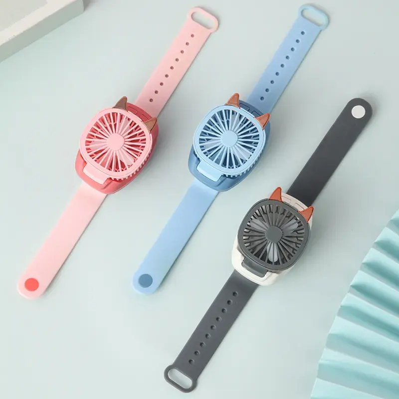 Correa de muñeca portátil personalizada para deportes al aire libre, Mini Reloj portátil con ventilador de manos, recargable, con carga USB, para verano