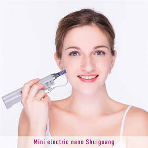 Dispositivo de Belleza con Microagujas de Nanocristal, Chip de Silicona para Mesoterapia, Importación de Suero, Rejuvenecimiento de la Piel, para Uso en Casa o Salón - Product Image 1