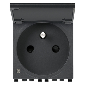 เต้ารับไฟฟ้า Sicury 2P+T 16A พร้อมฝาครอบสีเทา สำหรับใช้งานภายในอาคาร - Product Image 1