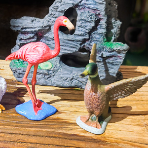 Ornement de Sculpture de flamant rose personnalisable de haute qualité accessoire d'aquarium d'aménagement paysager microscopique en plastique - Product Image 2