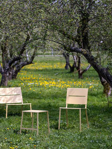 Juego de Mesa y Sillas de Acero Inoxidable Comercial de 4 Piezas, Personalizable, Moderno, para Exteriores, Oficina, <span class=keywords><strong>Terraza</strong></span> y Cafetería, con 3 Años de Garantía - Product Image 4