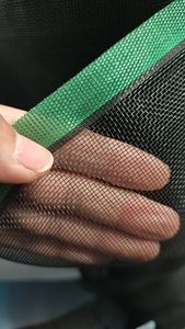 Vente en gros usine : Filet <span class=keywords><strong>anti</strong></span>-insectes en plastique UV noir/gris pour légumes, filet de protection pour fenêtre, moustiquaire en fibre de verre <span class=keywords><strong>anti</strong></span>-insectes volants - Product Image 2