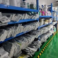 Étiquettes d'emballage autocollantes imperméables en PET laminé mat imprimées sur mesure, numérotation séquentielle, autocollants d'identification avec logo