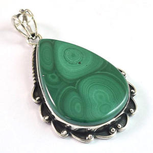 จี้เงิน925ยาว50มม. สำหรับผู้หญิงอัญมณีมรกตสีเขียวฤดูใบไม้ร่วงฤดูหนาว - Product Image 2